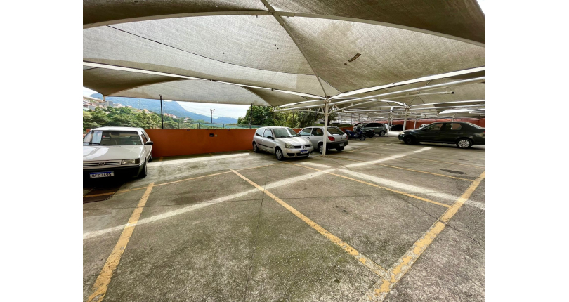 Apartamento à venda no Bairro do Conjunto Residencial Vista Verde na Rua Jose Carlos de Resende 92