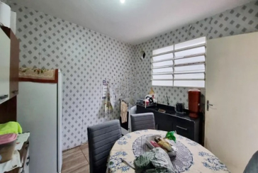 Sobrado à venda no Bairro do Jardim Mangalot na Rua George Samuel,