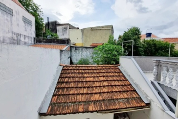 Sobrado à venda no Bairro do Jardim Mangalot na Rua George Samuel,