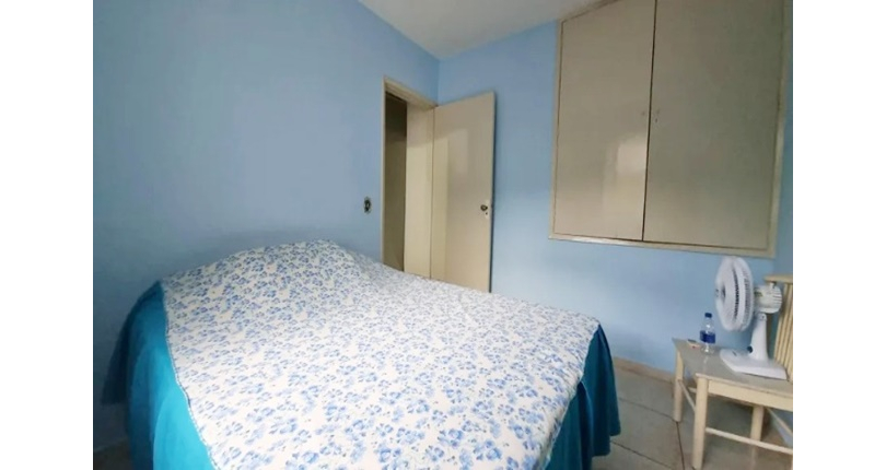 Sobrado à venda no Bairro do Jardim Mangalot na Rua George Samuel,