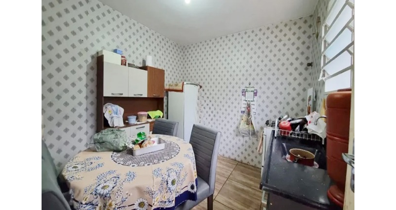 Sobrado à venda no Bairro do Jardim Mangalot na Rua George Samuel,