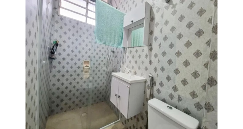 Sobrado à venda no Bairro do Jardim Mangalot na Rua George Samuel,