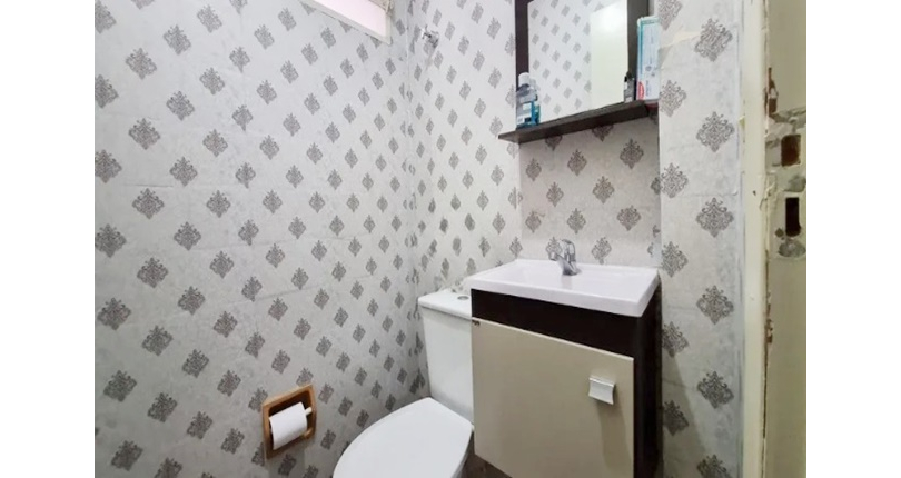 Sobrado à venda no Bairro do Jardim Mangalot na Rua George Samuel,