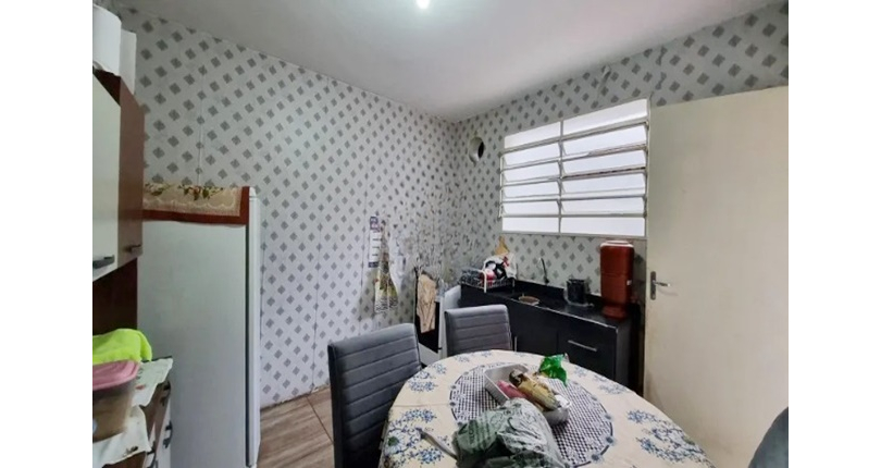 Sobrado à venda no Bairro do Jardim Mangalot na Rua George Samuel,