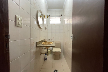 Sobrado à venda no Bairro do Parque São Domingos na Rua Doutor Odon Carlos de Figueiredo Ferraz