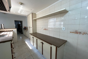 Sobrado à venda no Bairro do Parque São Domingos na Rua Doutor Odon Carlos de Figueiredo Ferraz