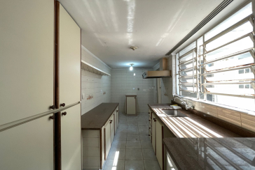 Sobrado à venda no Bairro do Parque São Domingos na Rua Doutor Odon Carlos de Figueiredo Ferraz