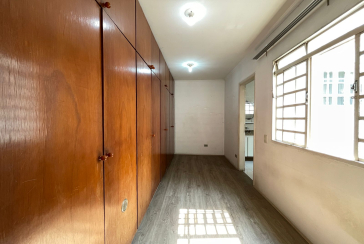 Sobrado à venda no Bairro do Parque São Domingos na Rua Doutor Odon Carlos de Figueiredo Ferraz