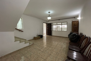 Sobrado à venda no Bairro do Parque São Domingos na Rua Doutor Odon Carlos de Figueiredo Ferraz