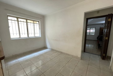 Sobrado à venda no Bairro do Parque São Domingos na Rua Doutor Odon Carlos de Figueiredo Ferraz