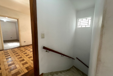 Sobrado à venda no Bairro do Parque São Domingos na Rua Doutor Odon Carlos de Figueiredo Ferraz