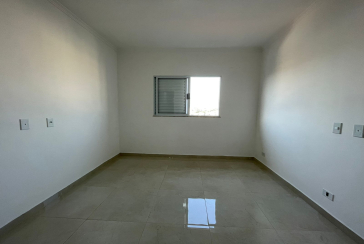 Sobrado novo à venda no Bairro da Vila Perus na Rua Sertão de Canudos 102,