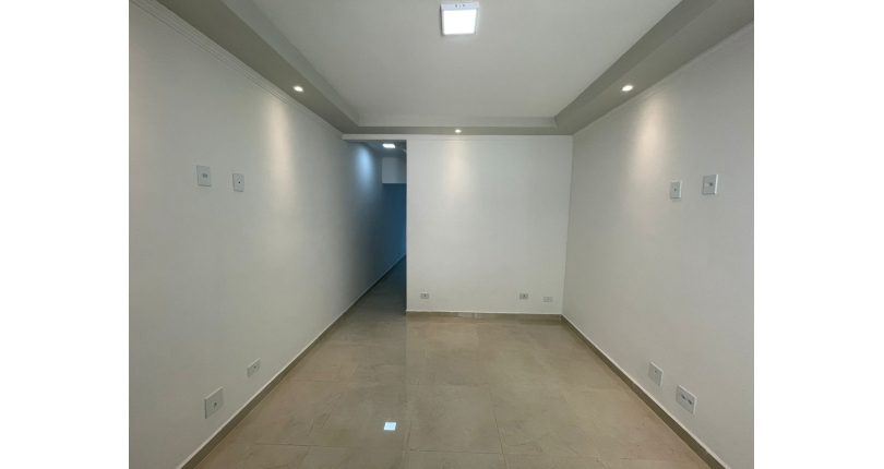 Sobrado novo à venda no Bairro da Vila Perus na Rua Sertão de Canudos 102,