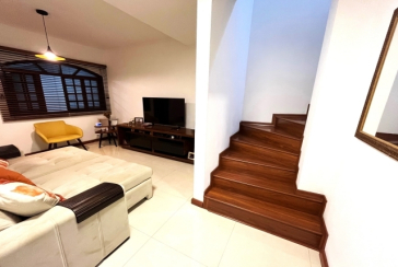 Belíssimo Sobrado à venda no Bairro do Conjunto Residencial Vista Verde 