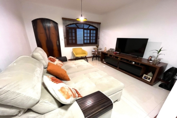 Belíssimo Sobrado à venda no Bairro do Conjunto Residencial Vista Verde 