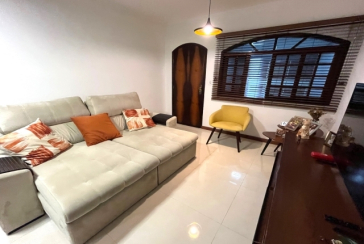 Belíssimo Sobrado à venda no Bairro do Conjunto Residencial Vista Verde 