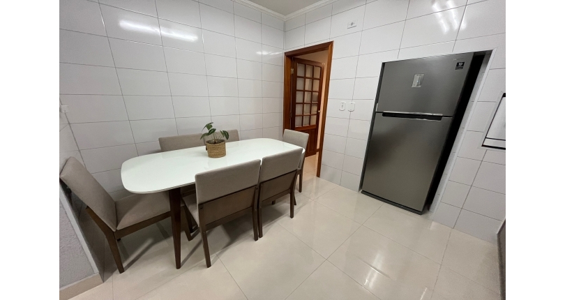 Belíssimo Sobrado à venda no Bairro do Conjunto Residencial Vista Verde 