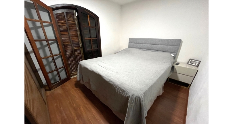 Belíssimo Sobrado à venda no Bairro do Conjunto Residencial Vista Verde 