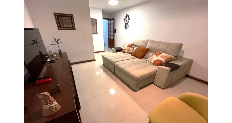 Belíssimo Sobrado à venda no Bairro do Conjunto Residencial Vista Verde 