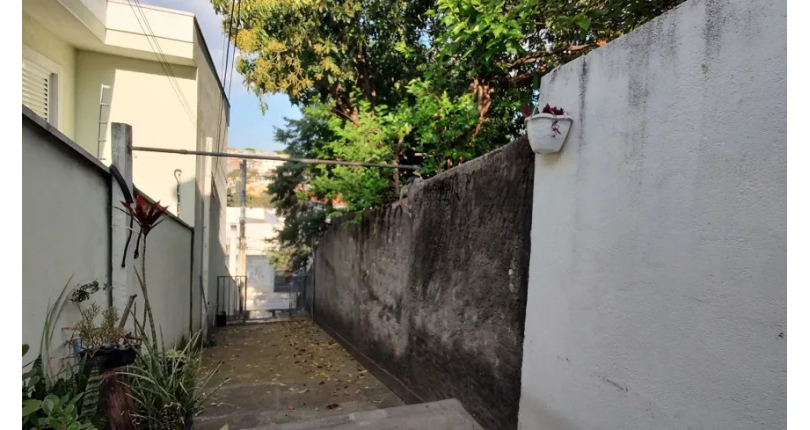 Terreno à venda no Bairro do Parque São Domingos na Rua Dona Herminda Borba Attuy