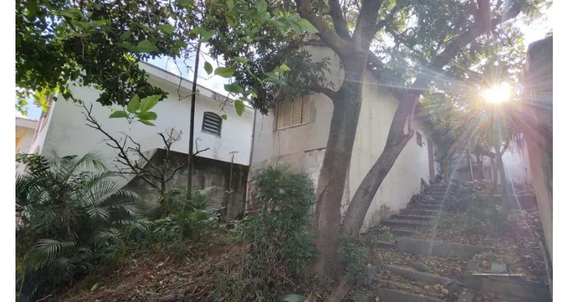 Terreno à venda no Bairro do Parque São Domingos na Rua Dona Herminda Borba Attuy
