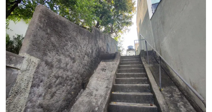 Terreno à venda no Bairro do Parque São Domingos na Rua Dona Herminda Borba Attuy