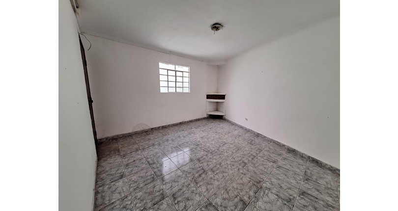 Oportunidade de Casa à venda no Bairro da Freguesia do Ó na Avenida Paula Ferreira