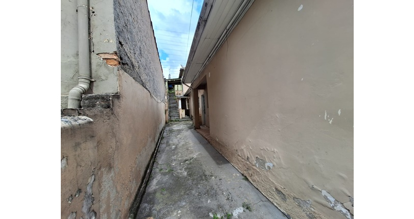 Oportunidade de Casa à venda no Bairro da Freguesia do Ó na Avenida Paula Ferreira