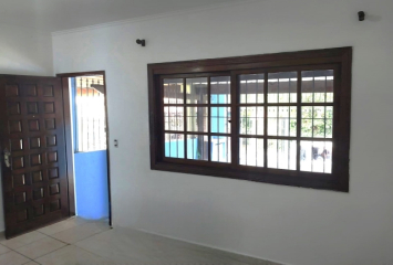 Sobrado à venda no Bairro da Vila Pereira Cerca na Rua Santa Romana,