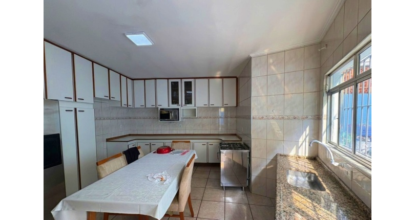 Sobrado à venda Rua Santa Romana, Vila Pereira Cerca - Imóveis à Venda