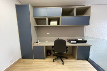 Lindo Sobrado à venda de Alto Padrão no Bairro do City Recanto Anastácio na Rua João Ferrero Versino,