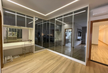 Lindo Sobrado à venda de Alto Padrão no Bairro do City Recanto Anastácio na Rua João Ferrero Versino,