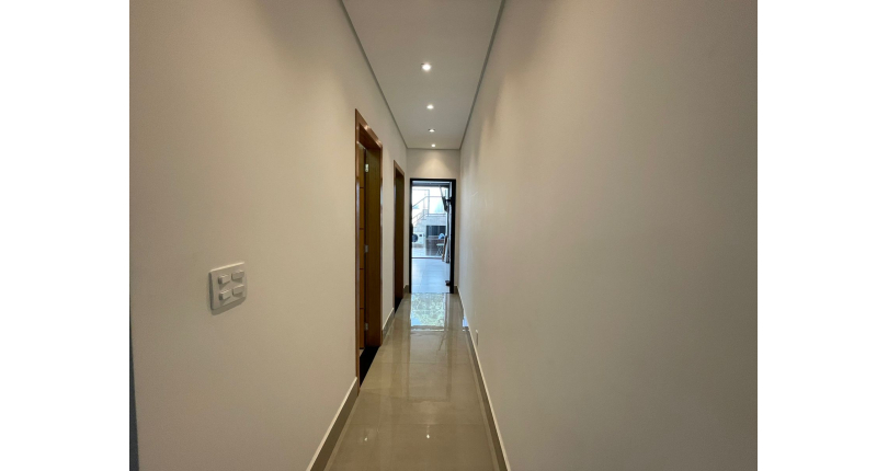 Lindo Sobrado à venda de Alto Padrão no Bairro do City Recanto Anastácio na Rua João Ferrero Versino,