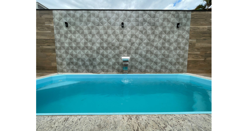 Lindo Sobrado à venda de Alto Padrão no Bairro do City Recanto Anastácio na Rua João Ferrero Versino,