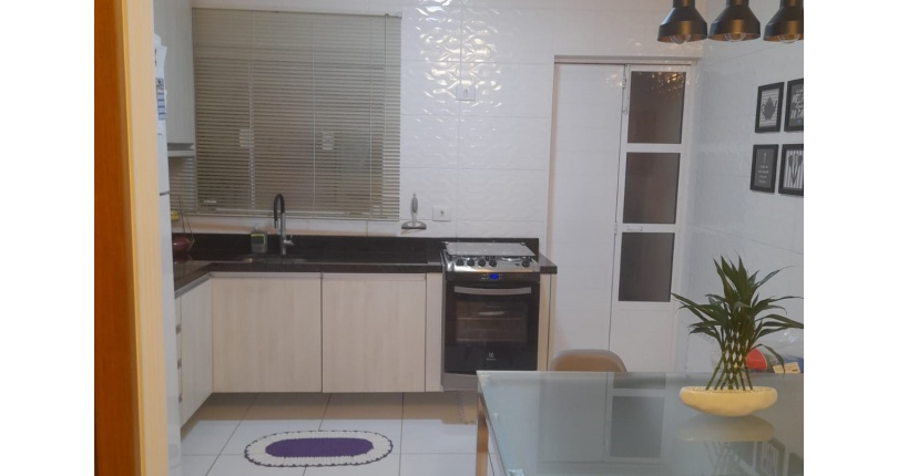 Sobrado à venda no Bairro da Vila Jaguara na Rua Pontalina 47, Residencial Baroni