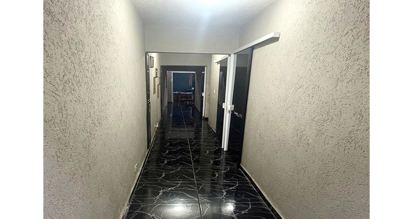 Sobrado à venda no Bairro da Vila Nova Parada na Rua Ângelo Gayoto