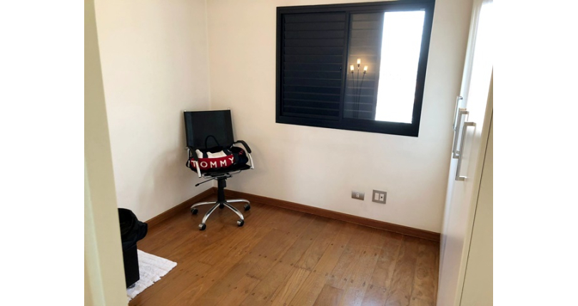 Belo Apartamento à venda no Parque São Domingos na Rua Giovani Recordati 341, 