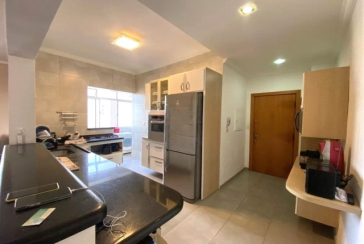 Apartamento à venda em São Vicente no Bairro de Itararé na Rua Onze de Junho 357