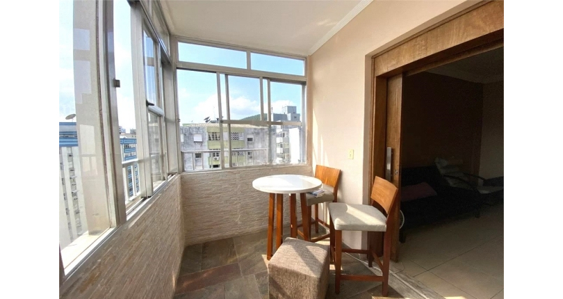 Apartamento à venda em São Vicente no Bairro de Itararé na Rua Onze de Junho 357