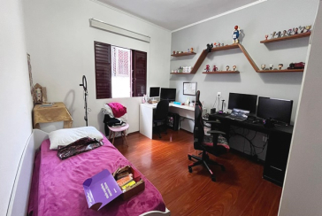 Bom Sobrado à venda no Bairro do Parque São Domingos na Rua Pedro Sernagiotti