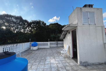 Bom Sobrado à venda no Bairro do Parque São Domingos na Rua Pedro Sernagiotti