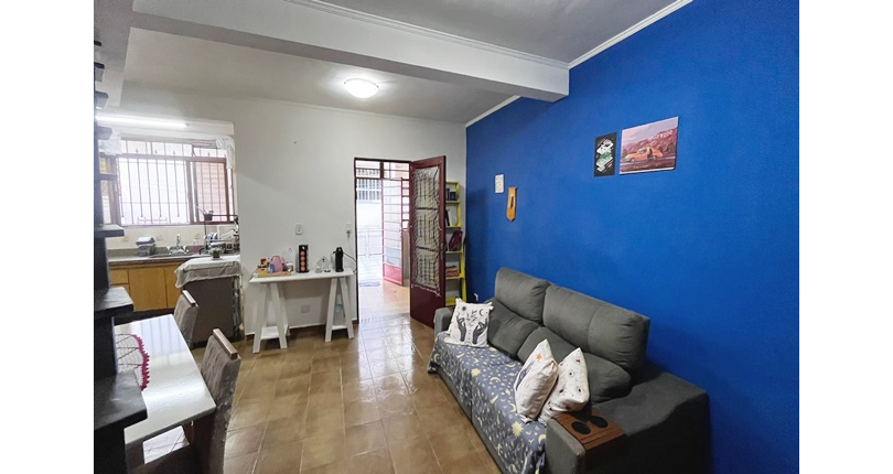 Bom Sobrado à venda no Bairro do Parque São Domingos na Rua Pedro Sernagiotti