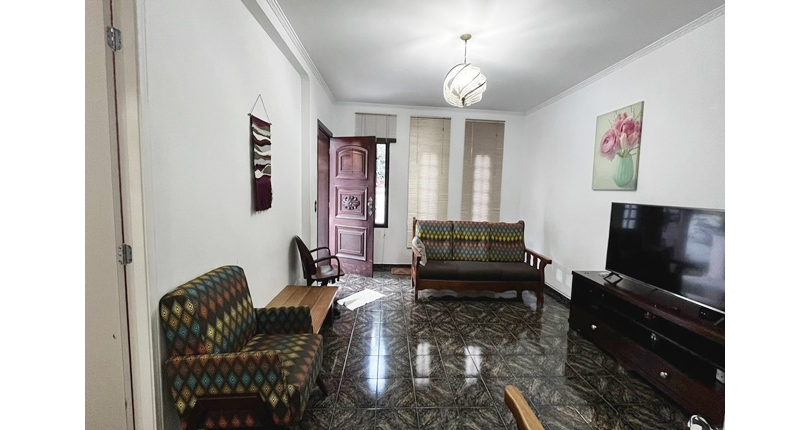 Bom Sobrado à venda no Bairro do Parque São Domingos na Rua Pedro Sernagiotti