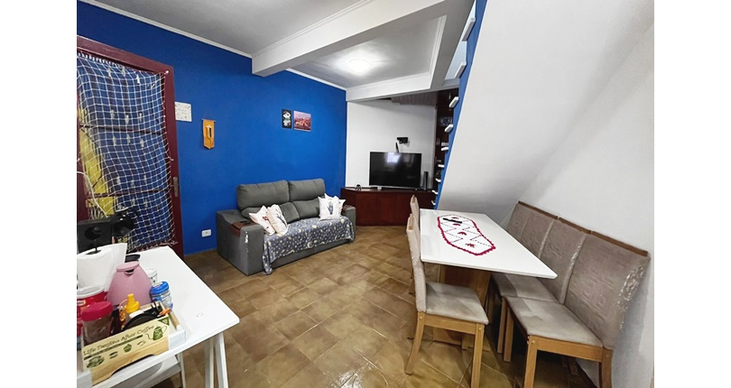 Bom Sobrado à venda no Bairro do Parque São Domingos na Rua Pedro Sernagiotti