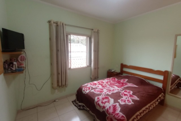 Bom Sobrado à venda no Bairro da Vila Jaguará na Rua Artur Orlando,