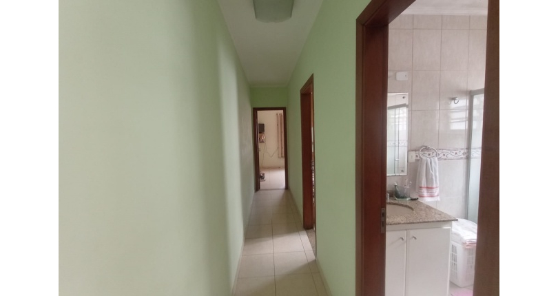 Bom Sobrado à venda no Bairro da Vila Jaguará na Rua Artur Orlando,