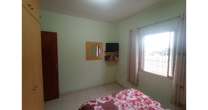 Bom Sobrado à venda no Bairro da Vila Jaguará na Rua Artur Orlando,