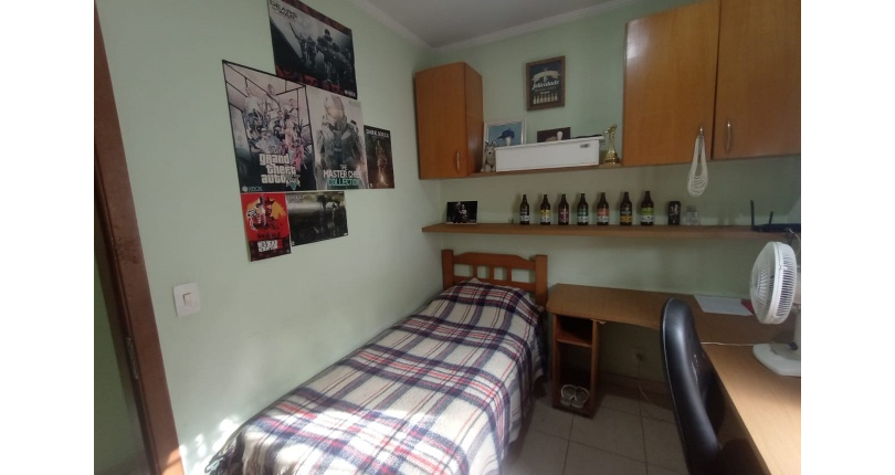 Bom Sobrado à venda no Bairro da Vila Jaguará na Rua Artur Orlando,