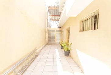 Casa à venda no Bairro da Vila Romana na Rua Vespasiano