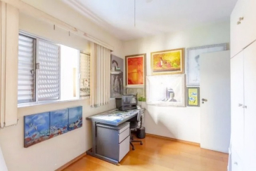 Casa à venda no Bairro da Vila Romana na Rua Vespasiano